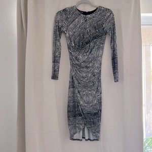Bebe long sleeves black and white dress